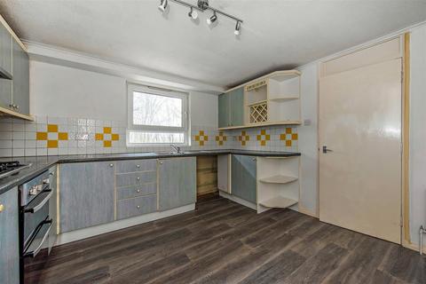 undefined, York Court, Kingsway Gardens, Andover, SP10 4BJ