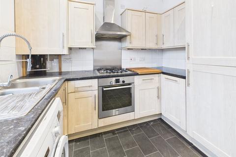 3 bedroom semi-detached house to rent, Whitton Road, Twickenham