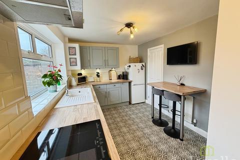 2 bedroom semi-detached house for sale, Rowan Road, North Hykeham LN6