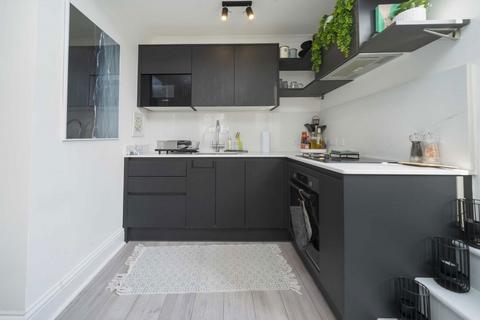 2 bedroom flat to rent, Allitsen Road, London NW8