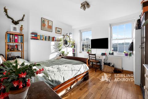 3 bedroom apartment to rent, Margery Street, London, WC1X