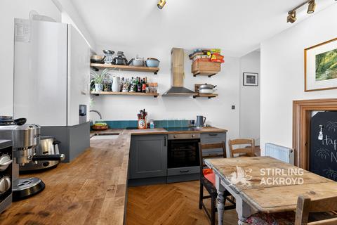 3 bedroom apartment to rent, Margery Street, London, WC1X