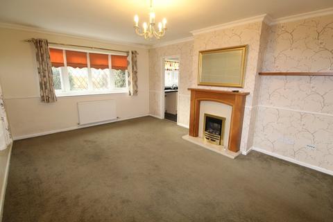 3 bedroom bungalow for sale, Yew Tree Close, Lutterworth LE17
