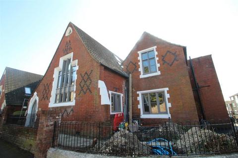 2 bedroom apartment to rent, George Street, Hemel Hempstead, HP2