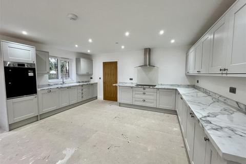 undefined, Greenfield Road, Twyn