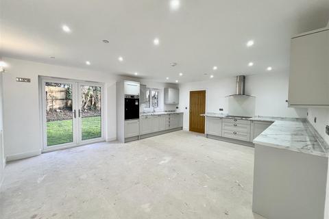 undefined, Greenfield Road, Twyn