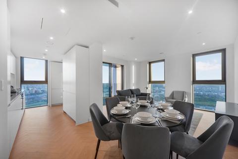 3 bedroom flat to rent, One Thames Quay, Marsh Wall E14