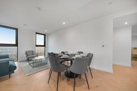 3 bedroom flat to rent, One Thames Quay, Marsh Wall E14