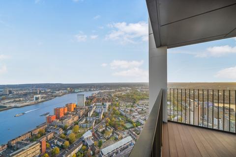 3 bedroom flat to rent, One Thames Quay, Marsh Wall E14