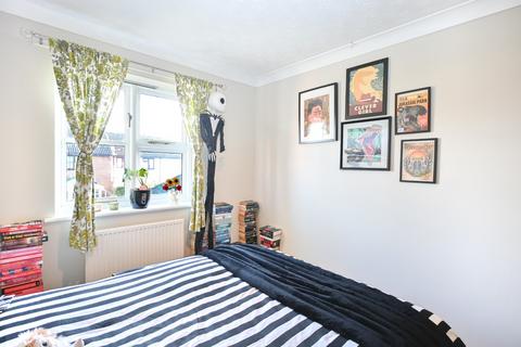 3 bedroom terraced house for sale, Claudette Avenue, Spalding PE11
