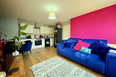 1 bedroom flat for sale, Dundee Lane, Ramsbottom, Bury, BL0