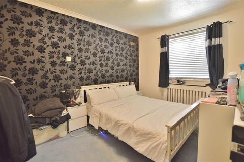 3 bedroom link detached house for sale, Amberley Road, Slough