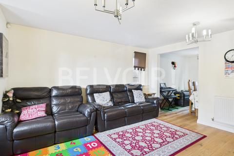 undefined, Dorset Crescent, Worting, Basingstoke, RG22