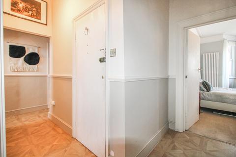 2 bedroom apartment for sale, Osborne Road,  Farnborough , GU14