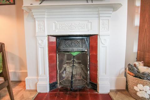 2 bedroom apartment for sale, Osborne Road,  Farnborough , GU14