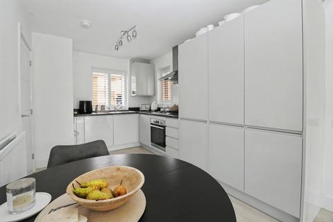 undefined, Wallace Avenue, Southampton SO32
