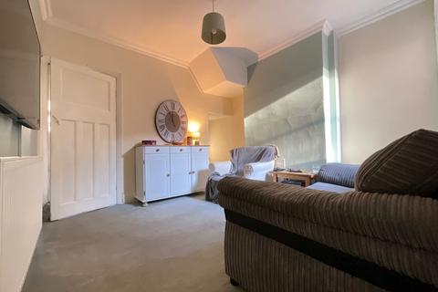 3 bedroom terraced house for sale, Spring Bank, Scarborough, YO12