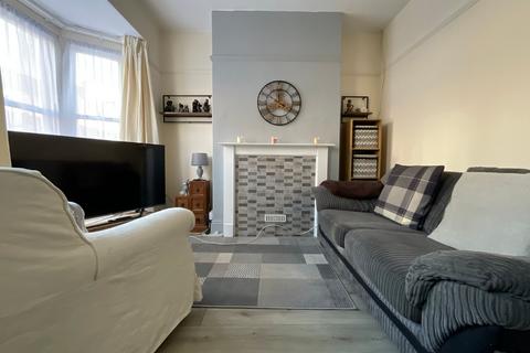 3 bedroom terraced house for sale, Spring Bank, Scarborough, YO12