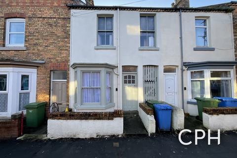 3 bedroom terraced house for sale, Spring Bank, Scarborough, YO12