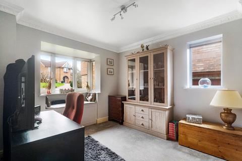 5 bedroom detached house for sale, Dingle Close, Macclesfield SK10