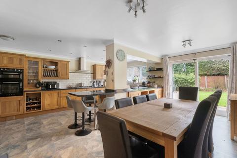 undefined, Dingle Close, Macclesfield SK10