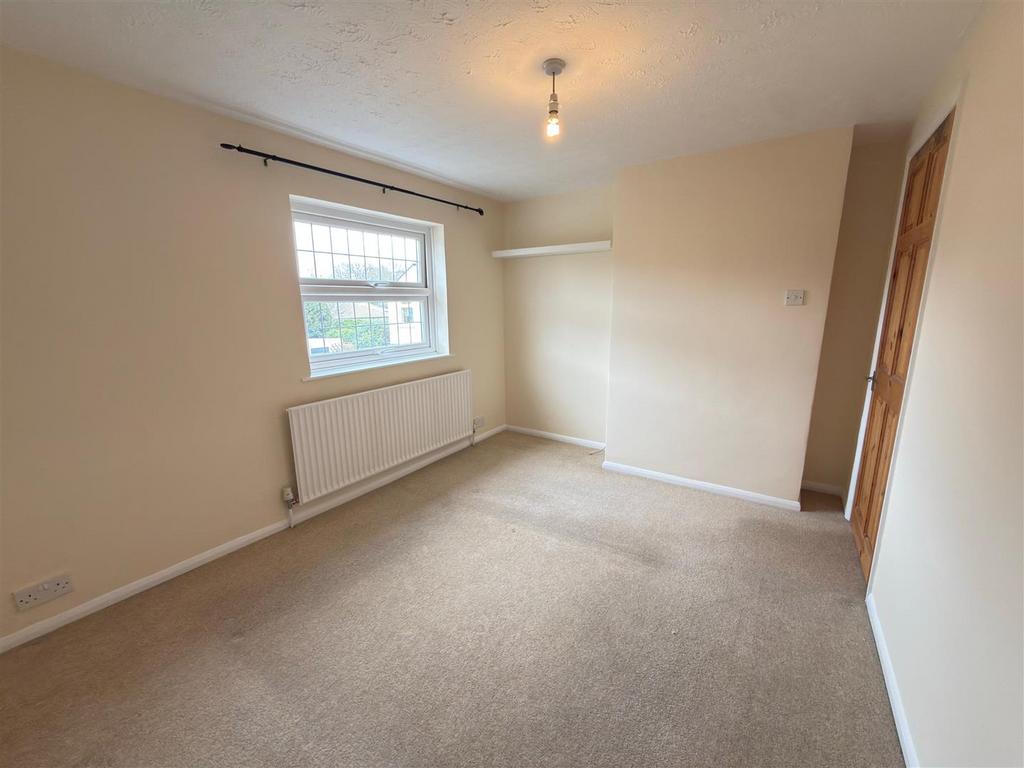 Bedroom 2.jpg