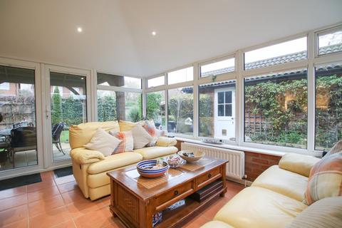 4 bedroom detached house for sale, Kent Close, Wokingham, RG41