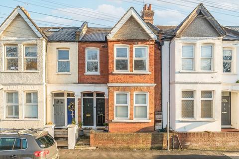 2 bedroom maisonette for sale, Byegrove Road, London SW19