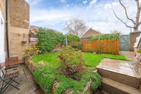 2 bedroom flat for sale, Jeffreys Road, London SW4