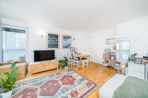 1 bedroom flat to rent, Fairmont Avenue, London E14