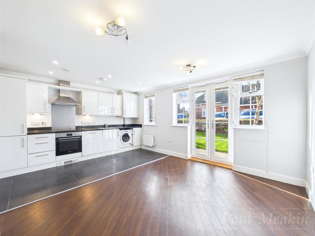 Kitchen/ Living Area