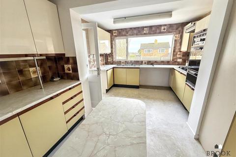 5 bedroom detached house for sale, Bracken Road, Eastbourne BN20