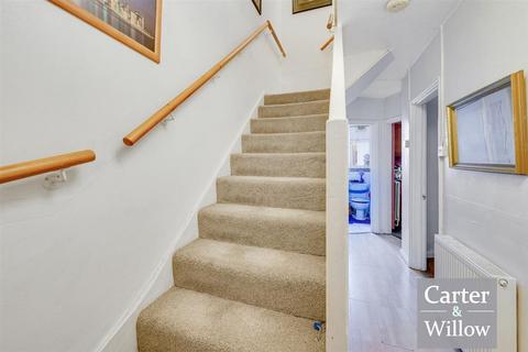 3 bedroom terraced house for sale, Porters Avenue, Essex