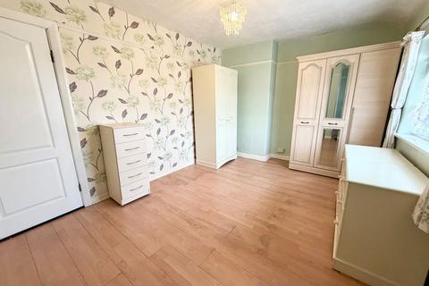 2 bedroom semi-detached house for sale, Hawbush Road, Brierley Hill DY5