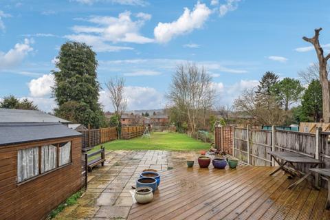 4 bedroom semi-detached house for sale, Summerleys Road, Princes Risborough HP27