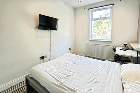 1 bedroom in a house share to rent, High Town Road, Luton, Bedfordshire, LU2