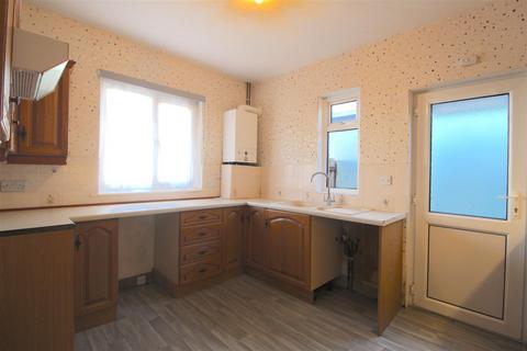 2 bedroom semi-detached bungalow for sale, Victoria Avenue, Broadstairs