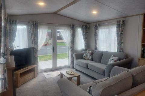 2 bedroom park home for sale, Meadows Retreat Lodge Park