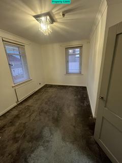2 bedroom flat to rent, Gartlea Avenue, Airdrie, ML6 9LR