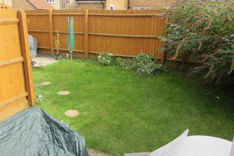 2 bedroom house to rent, Stackyard Close, Thorpe Astley