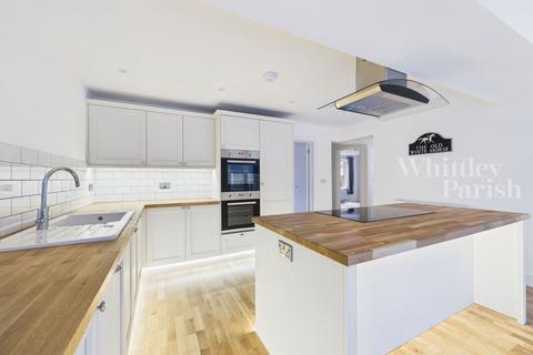 4 bedroom detached house for sale, Common Road, Bressingham