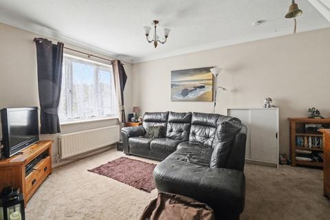 3 bedroom semi-detached house for sale, Woodstock Close, Southampton SO30