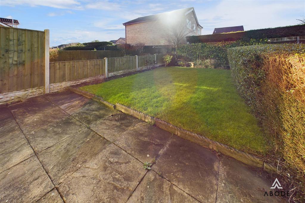 CAM03645 G0-PR0160-STILL009.jpg