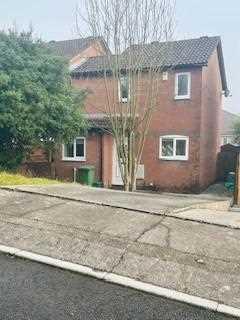 undefined, Chandlers Reach, Llantwit Fardre, Llantwit Fardre