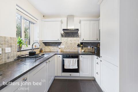 2 bedroom terraced house for sale, Field Lane, Crewe