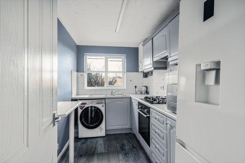 2 bedroom terraced house for sale, Lawsone Rise, High Wycombe HP13