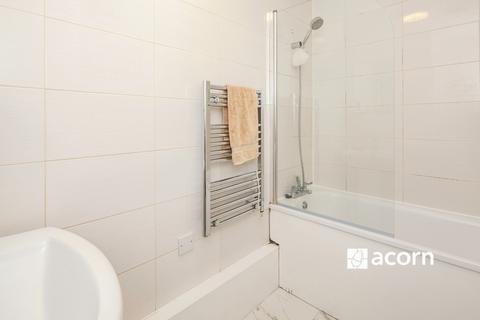 4 bedroom flat to rent, Silverdale London SE26