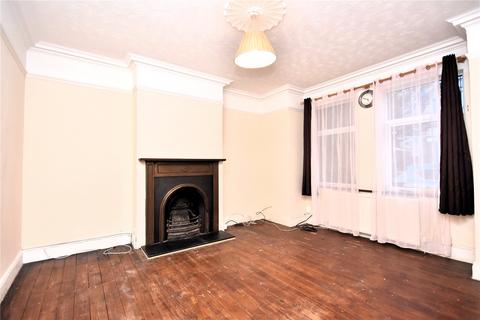 3 bedroom terraced house to rent, Ascott Road, Buckinghamshire HP20