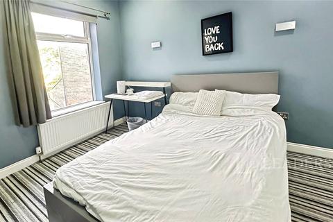 1 bedroom in a house share to rent, High Town Road, Luton, Bedfordshire, LU2