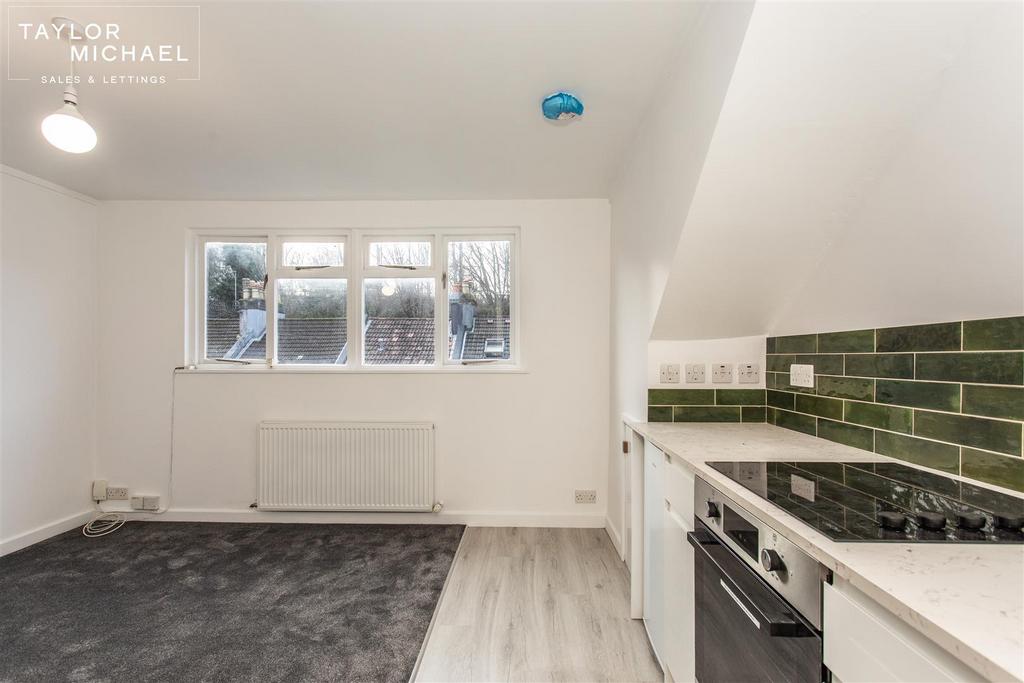 Kitchen / Living Room